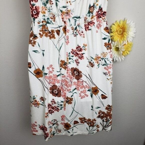 Parc & Lex Lace Up Off Shoulder Floral Dress - Picture 6 of 16